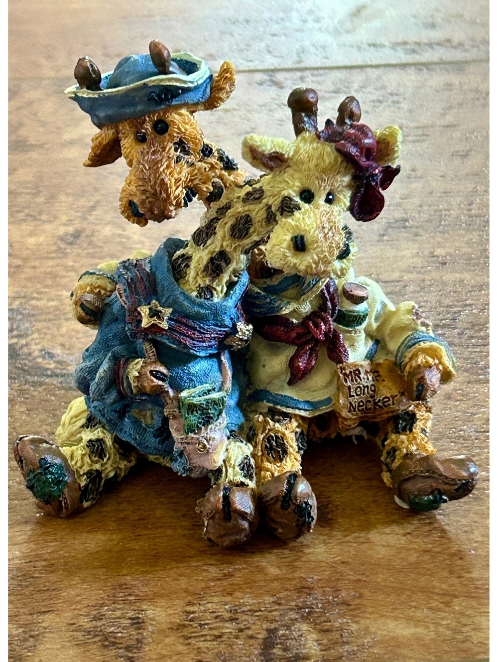 Boyds Bears & Friends The Loomis Mr. & Mrs. Long Necker Giraffe Figurine